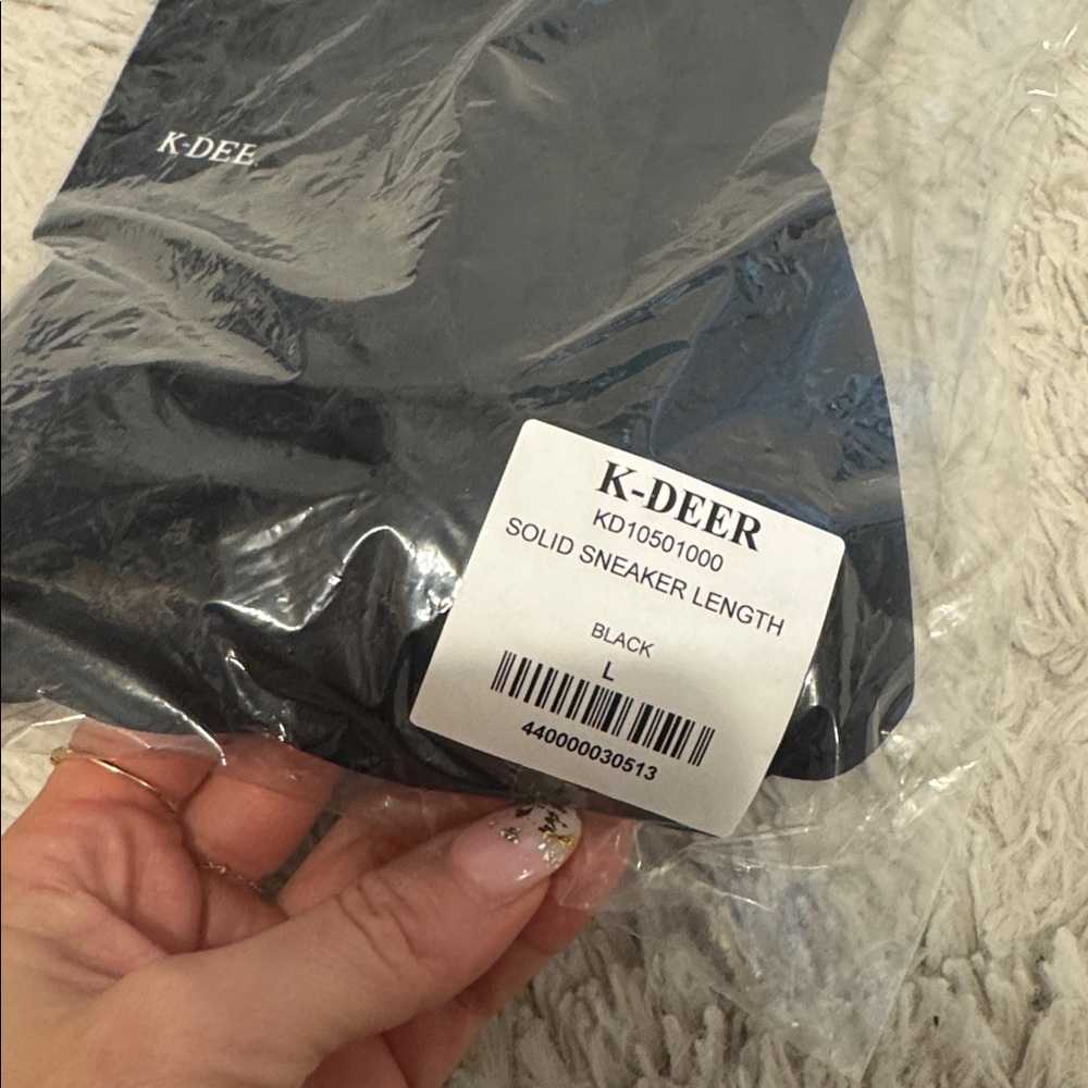 K-DEER 7/8 Sneaker Length Legging in Black - Picture 4 of 6
